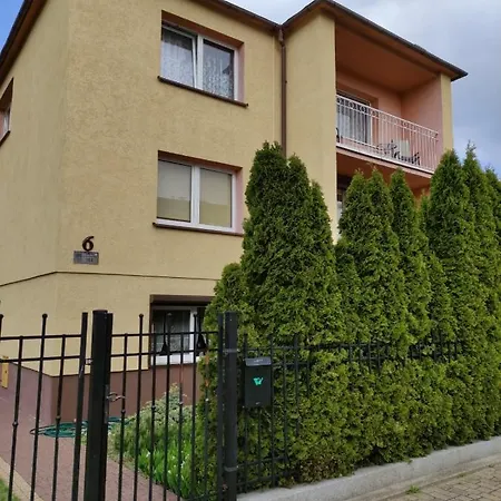 Δωμάτια σε οικογενειακή κατοικία Joanna